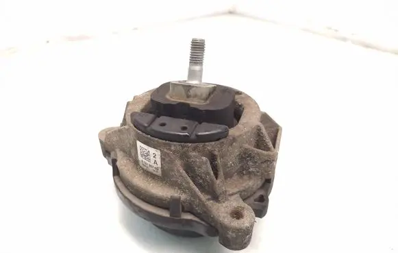 BMW 1 F20 F21 Engine mount bracket 6787657 040912