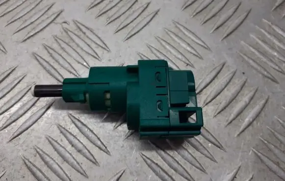 Audi A3 S3 8L Brake pedal sensor switch 1C0945511A