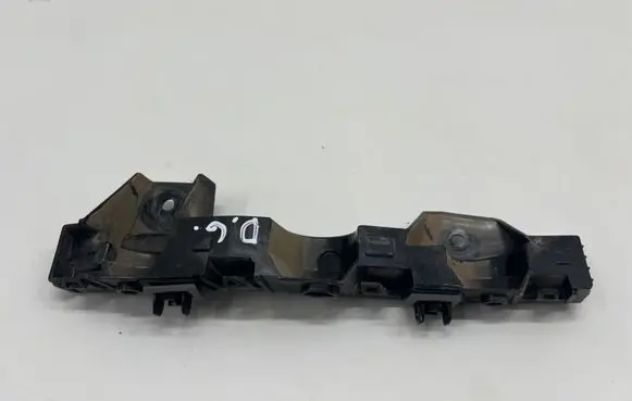 Renault Captur II Rear bumper mounting bracket 850445586R 06924