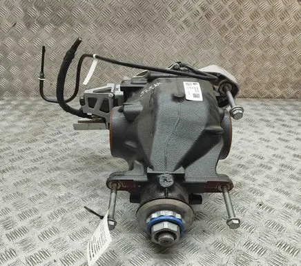 BMW X7 G07 Rear differential 8686661