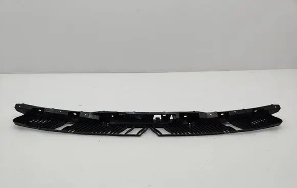 Volkswagen Tiguan Rear bumper mounting bracket 5NA807863