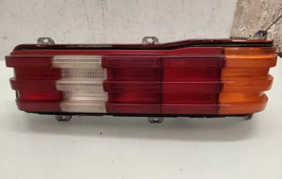 Mercedes-Benz W123 Rear/tail lights