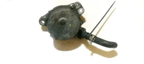 Suzuki Swift I Vacuum pump 73501167 72902400010