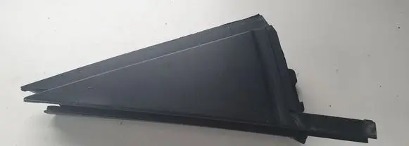 Nissan X-Trail T32 Rear door glass trim molding 822354CL0A