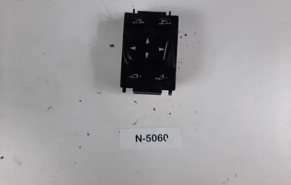 Mercedes-Benz S W220 Wing mirror switch A2205402645