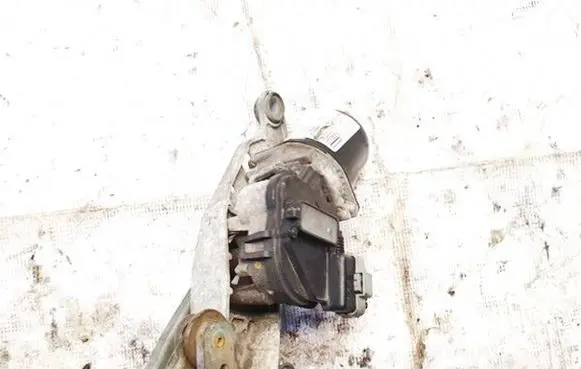 Nissan Qashqai Wiper motor