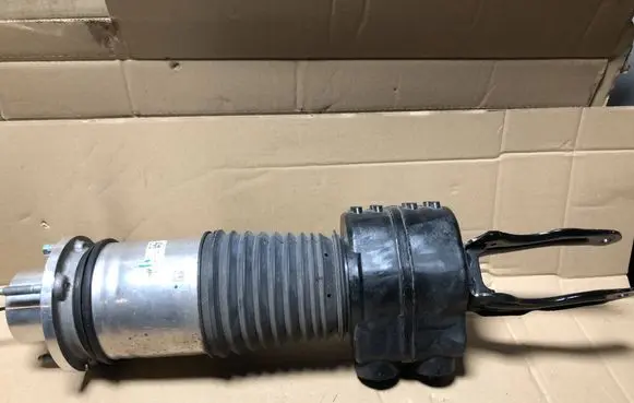 Porsche Taycan 9J1 Front air suspension shock absorber 9J1616038E HHAF0409006 42230518231915