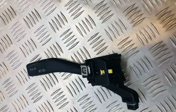Volkswagen Eos Indicator stalk 1K0953513