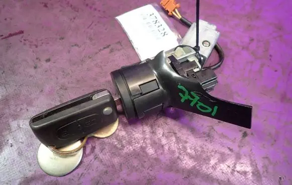 Peugeot 207 CC Ignition lock 36410600