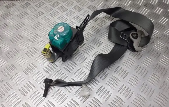 Mazda 2 Front seatbelt T89307T