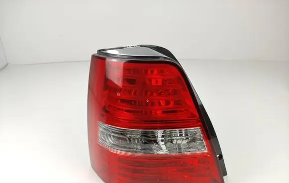 KIA Sorento Rear/tail lights 9243E5
