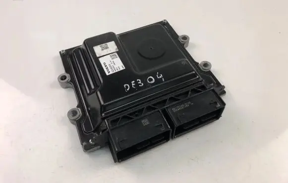 Volvo XC90 Engine control unit/module ECU 32242005