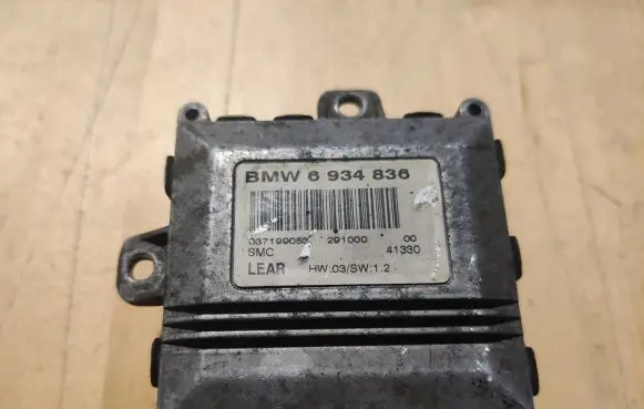 Headlight ballast module Xenon