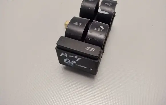 Audi A4 S4 B5 8D Electric window control switch 8Z0959851