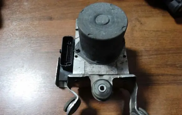 Porsche Panamera (970) Master brake cylinder 97035575505