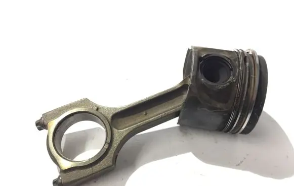 BMW X5 E70 Piston with connecting rod 512F34