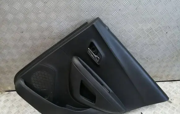 Chevrolet Trax Front door card panel trim