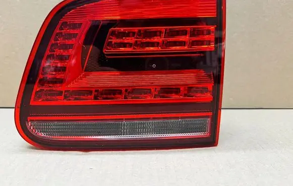 Volkswagen Tiguan Rear/tail lights 5N0945308A