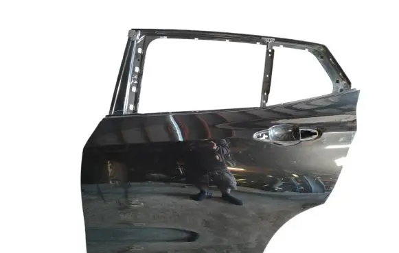 BMW X2 F39 Rear door