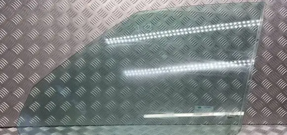 Citroen C4 I Picasso Front door window glass four-door