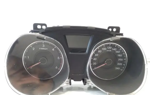 Hyundai ix20 Speedometer (instrument cluster) 940031K190