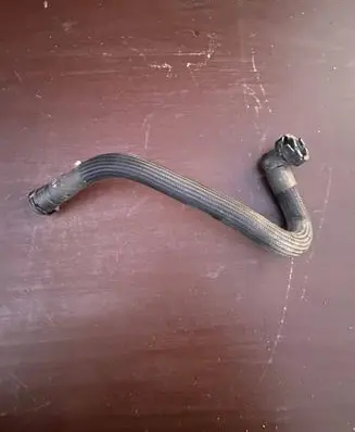 Citroen Berlingo Engine coolant pipe/hose 163202205
