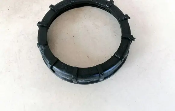 Volkswagen Polo IV 9N3 In tank fuel pump screw locking ring/nut 