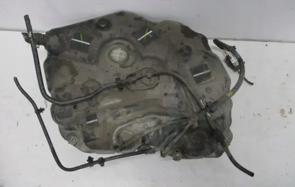 BMW 2 Active Tourer U06 AdBlue liquid reservoir GJ325J228A