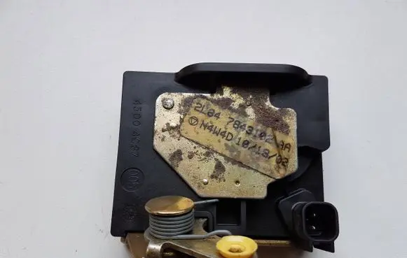 Mazda Tribute Tailgate/trunk/boot lock/catch/latch 2L847843102AA 45004087 N4W4D