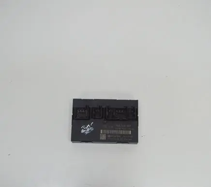 Volkswagen PASSAT B7 Central body control module 3AA959433