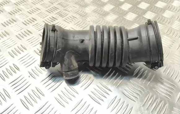 Hyundai i20 (GB IB) Air intake hose/pipe 28140C8200