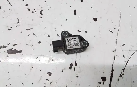 Volvo V50 Airbag deployment crash/impact sensor 30737139