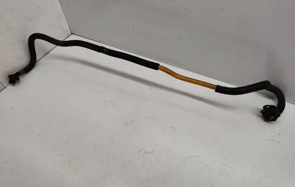 Mercedes-Benz A W168 Fuel main line pipe A6680701032 6680701032 A6680701432