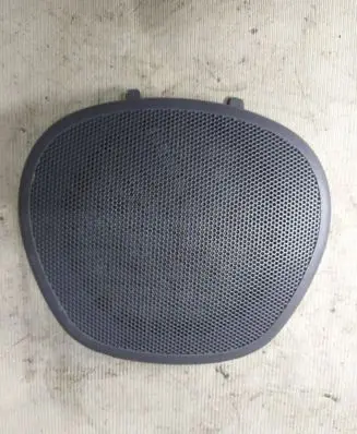 Side speaker trim/cover