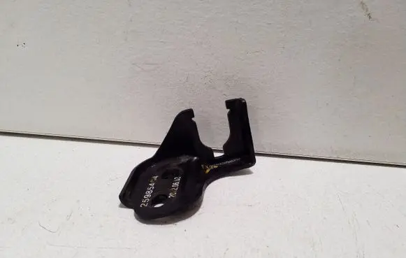 Opel Ampera Gear shift cable bracket 25985404