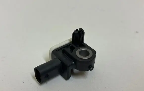 BMW 1 F20 F21 Airbag deployment crash/impact sensor 9234989 12092910 6577