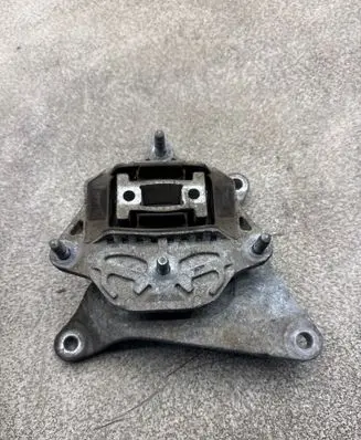 Audi A4 S4 B9 Gearbox mounting bracket 8W0399118D