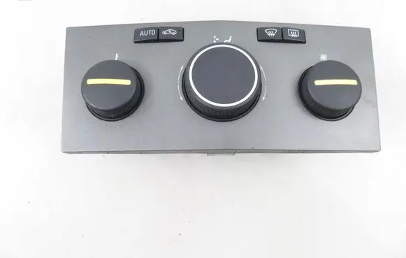 Opel Zafira B Interior fan control switch 13245114
