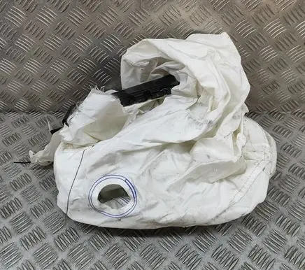 Tesla Model Y Passenger airbag 1077824CNF