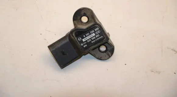 Audi A3 S3 8P Air pressure sensor 03C906051 9915