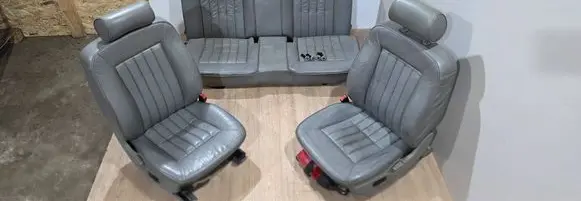 Seat set