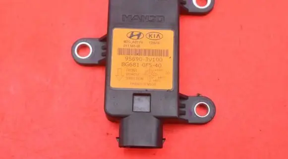 Hyundai i40 Sensor 95690-3V100