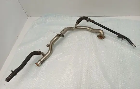 Cadillac CTS Engine coolant pipe/hose 25708701