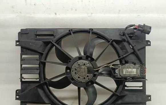 Volkswagen Touran II Electric radiator cooling fan 1K0121205AF 3135103803