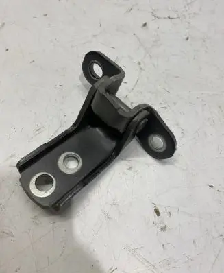 Toyota RAV 4 (XA50) Front door upper hinge 91452
