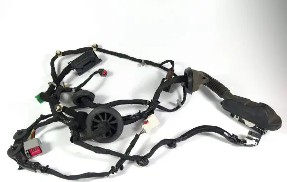 Chevrolet Silverado Front door wiring loom/harness boot 35024581