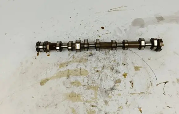 BMW X5 E70 Camshaft 7629526 100017287 7183020