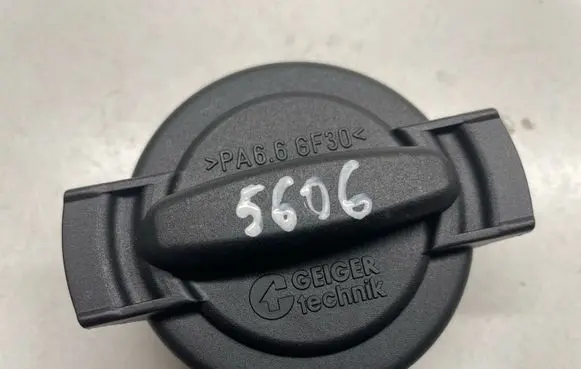 Mercedes-Benz Sprinter W906 Coolant expansion tank/reservoir cap A9705010165 9705010165