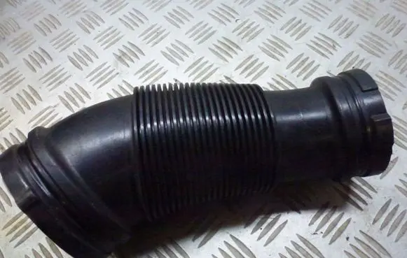 Audi A4 S4 B9 Intake resonator 06M129629