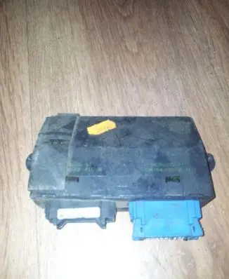 Renault Laguna I Comfort/convenience module 7700843415b